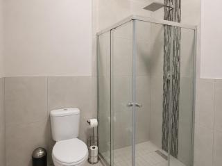 #3 bedroom in Northcliff, Water backup, WiFi - 4