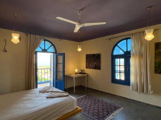 Casa Bartash Lake View Big Double Room Purple #5 - 0