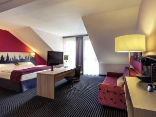 Mercure Hotel Würzburg am Mainufer - 1