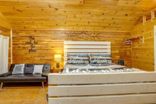 Close to Blanchard Caverns! Nature-Centric Cabin - 6
