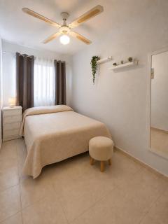 Cozy apartment + parking Playa San Juan - 9
