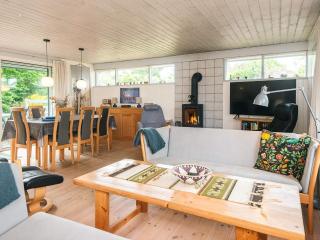 6 person holiday home in Glesborg - 1