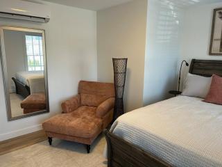 Brand new condo downtown East Greenwich! - 6