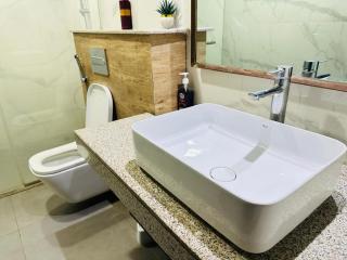 ELYSIUM TOWER One Bedroom Prestige Signature Apartments Opposite Centaurus Mall - ISLAMABAD - 4