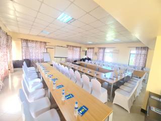 Dolphin Hotel - 6