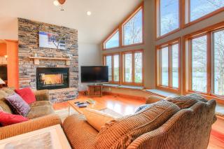 Dog-friendly, lakefront vacation home w/ a boat house, kayaks, & paddleboards - 0