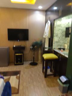 Weltons Apartments - 9