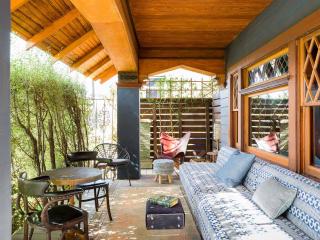 Jennifer's Craftsman - 5