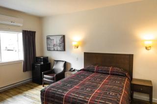 Stardust Motel - Bedford - 2