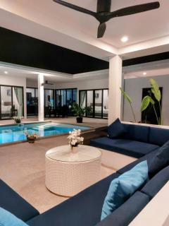 Modern 3 bedroom private pool villa near Fishermans Village - 1