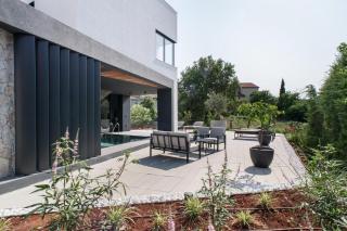 Luxury villa with a swimming pool Mugeba, Porec - 26016 - 2