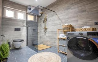 Awesome Home In Marusici - 6