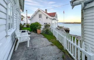 2 Bedroom Awesome Home In Farsund - Farsund - 9