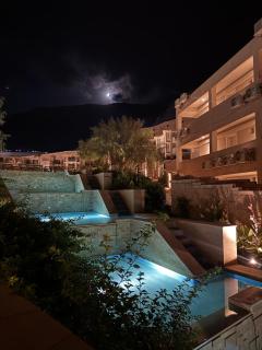 3BR Chalet Sea&Lagoon Views - 4