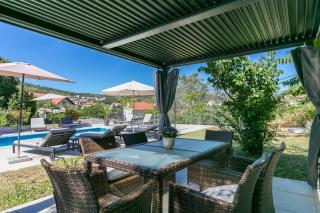 Family-friendly apartments with swimming pool Marina, Trogir - 27449 - 2