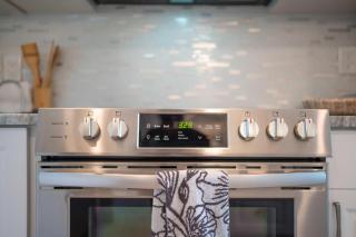 Jensen Beach Home with Heated Pool Near Downtown & Beaches - 2
