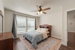 4BR Arlington Home Minutes to AT&T Stadium - 1