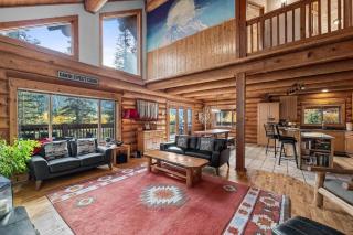 The Sunburst Chalet in Sun Peaks - 3