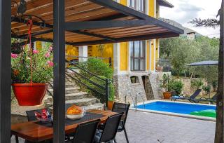Beautiful Home In Srinjine - 5