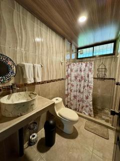 Arboleda House by the River, Forest with Jacuzzi and A C - 1