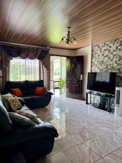 Arboleda House by the River, Forest with Jacuzzi and A C - 5