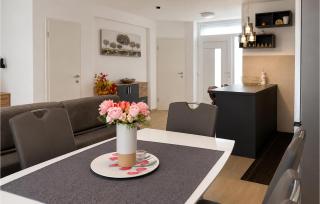 3 Bedroom Gorgeous Home In Porec - 7