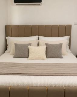 Ingrid luxury stay near sti airport and pool king bed - 9