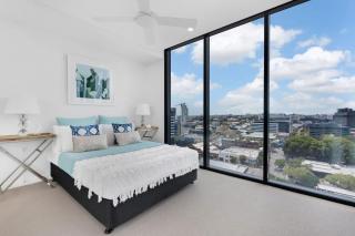 2BR Utopia Fortitude Valley -Rooftop-Pool-King beds - 4