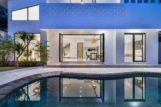 Great Value 2 Bed Villa, Sleeps 4, Fast Wifi - 1