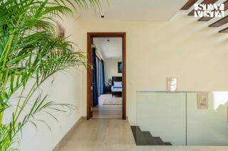 StayVista at Brew & Breeze with Pool & Lawn - 2