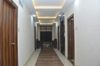 FabHotel Tulip Sarover - 9