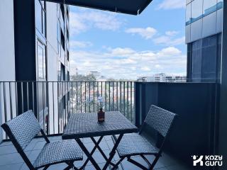 KozyGuru | Box Hill | Chic & Close to It All - 5