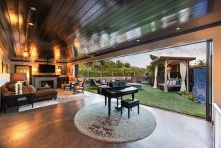 Hollywood Hills 3BR with City Views by Colby and Conrad - 3