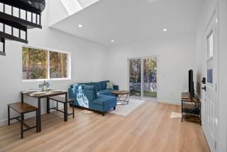 New Listing Iconic Venice Living by Colby & Conrad - 3