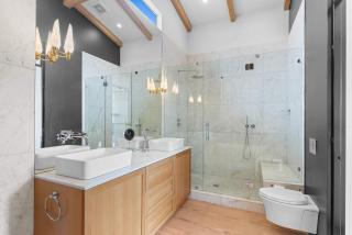 Venice Beach 3BR Walk to Beach by Colby and Conrad - 2