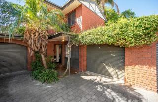 Belle Escapes - Glenelg Urban Escape - 0