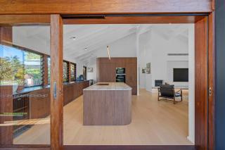 6 Karboora Drive - Luxury Holiday Home - 2