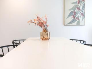 KozyGuru | Box Hill | Elegant City Hideaway - Box Hill - 5