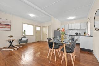 Cozy & Comfy 2BR Apt w/ Parking, Balcony & Wi-Fi - 2