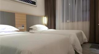 City Comfort Inn Shenzhen Shiyan Science and Technology Park - 1