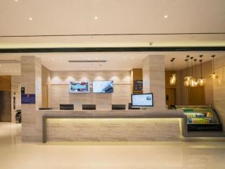 City Comfort Inn Wuzhou High-speed Railway Station Canghai Lake Park - 3