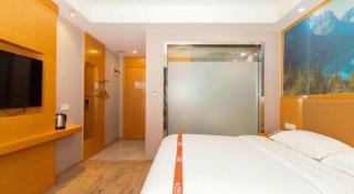 Shell Hotel Changzhou North Railway Station Global Harbor Metro Station - 3