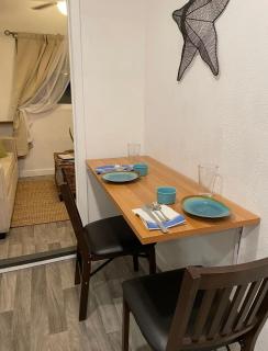 Pet Friendly Studio with Fully Fenced Patio - 3