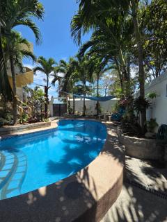 Wake up to Paradise 1BR with Panoramic Ocean Views - 8