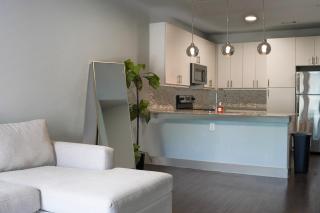 Cozy Luxury Getaway - 0