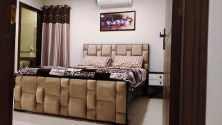 Modern 2BR Apt Near Giga & Zeta Mall Islamabad - 7