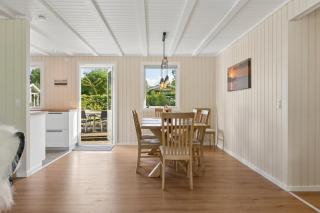 Spacious Cottage Close To Enebærodde - 1
