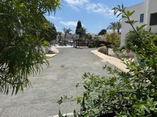 Paphos Gardens - 1BR Apt Near Pool, 5 Mins To Beach And Shops - 4