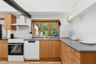 Lovely Holiday Home By The Baltic Sea - 4