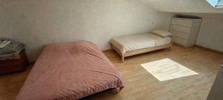 Close to all local amenities, 4 min walk to busway - 5
